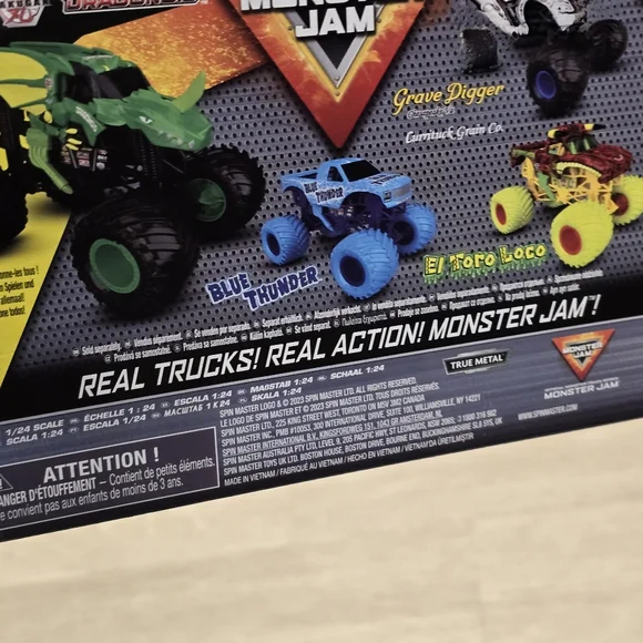 Monster Jam Monster Truck Blue Thunder 1/24 Scale - Picture 3 of 3